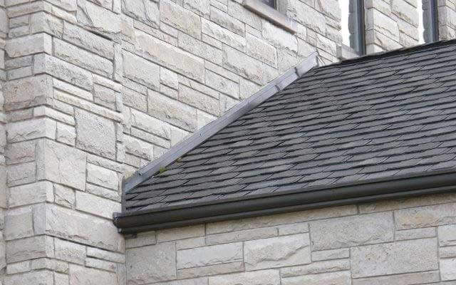 Advanced Roofing Inc in Illinois - Gutter Installation