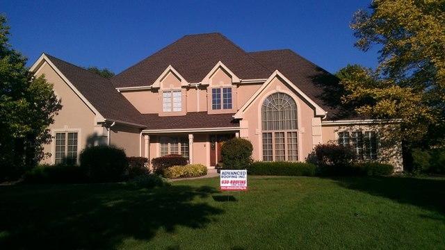 Complete roof replacement in St. Charles, IL After